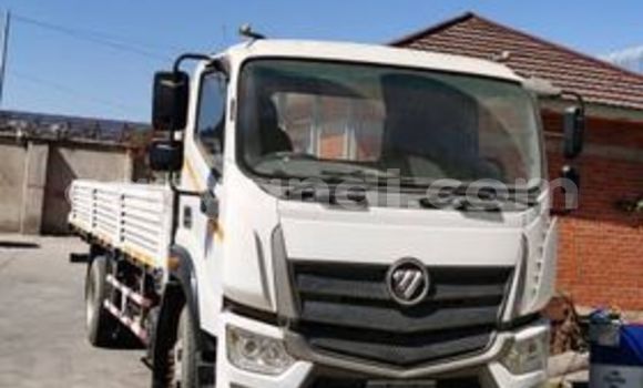 Buy Used Mercedes–Benz 117 White Truck in Chinsali in Northern
