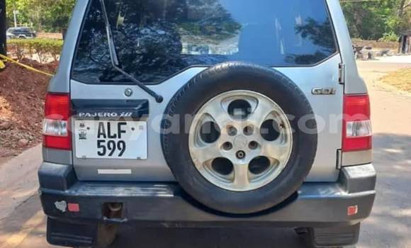 Tenga Tsaru Mitsubishi Pajero Zvimwe Mota in Chipata in Zambia Tenga Tsaru Mitsubishi Pajero Zvimwe Mota in Chipata in Zambia