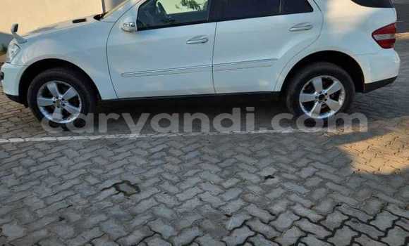 Tenga Tsaru Mercedes‒Benz ML–Class Chena Mota in Chilanga in Lusaka