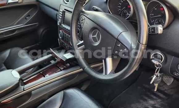 Tenga Tsaru Mercedes‒Benz ML–Class Chena Mota in Chilanga in Lusaka Tenga Tsaru Mercedes‒Benz ML–Class Chena Mota in Chilanga in Lusaka