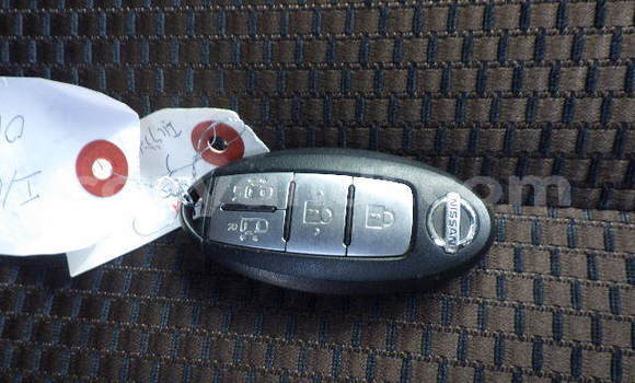 Tenga Tsaru Nissan Elgrand Chena Mota in Lundazi in Eastern Tenga Tsaru Nissan Elgrand Chena Mota in Lundazi in Eastern