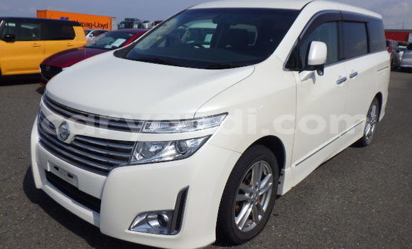 Tenga Tsaru Nissan Elgrand Chena Mota in Lundazi in Eastern Tenga Tsaru Nissan Elgrand Chena Mota in Lundazi in Eastern