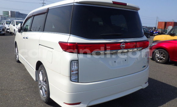 Tenga Tsaru Nissan Elgrand Chena Mota in Lundazi in Eastern Tenga Tsaru Nissan Elgrand Chena Mota in Lundazi in Eastern