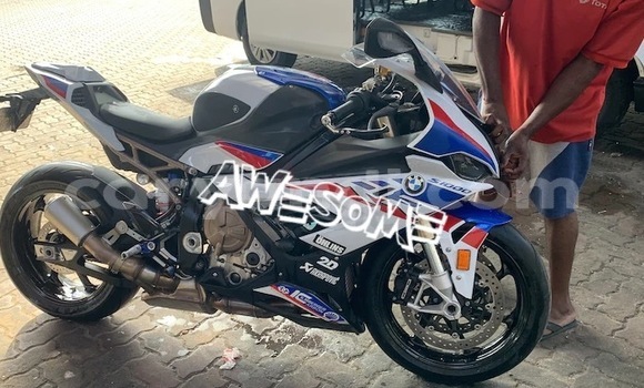 Acheter Occasion Moto BMW S 1000 Bleu à Lusaka, Zambie