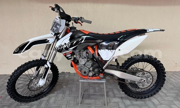 Buy Used KTM 250 Beige Bike in Lusaka in Zambia