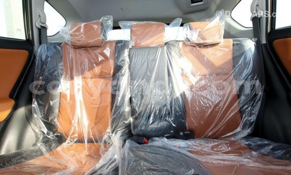 Nunua Imported Toyota RAV4 Nyeusi Gari ndani ya Import - Dubai nchini Zambia Nunua Imported Toyota RAV4 Nyeusi Gari ndani ya Import - Dubai nchini Zambia