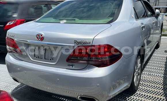 Tenga Tsaru Toyota Crown Zvimwe Mota in Lusaka in Zambia Tenga Tsaru Toyota Crown Zvimwe Mota in Lusaka in Zambia