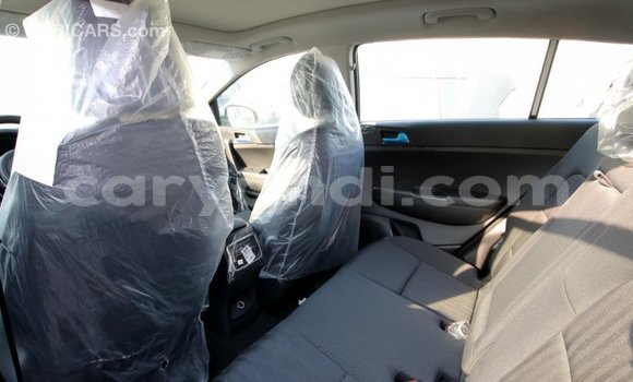 Tenga Imported Kia Sportage Chena Mota in Import - Dubai in Zambia Tenga Imported Kia Sportage Chena Mota in Import - Dubai in Zambia