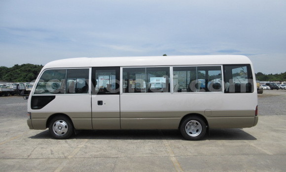 Tenga Tsaru Toyota Coaster Zvimwe Mota in Lusaka in Zambia Tenga Tsaru Toyota Coaster Zvimwe Mota in Lusaka in Zambia