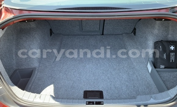 Tenga Tsaru BMW 3–Series Tsvuku Mota in Lusaka in Zambia Tenga Tsaru BMW 3–Series Tsvuku Mota in Lusaka in Zambia