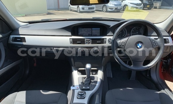 Tenga Tsaru BMW 3–Series Tsvuku Mota in Lusaka in Zambia Tenga Tsaru BMW 3–Series Tsvuku Mota in Lusaka in Zambia