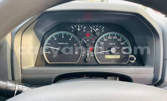 Acheter Occasion Voiture Toyota Land Cruiser Prado Blanc à Lusaka, Zambie Acheter Occasion Voiture Toyota Land Cruiser Prado Blanc à Lusaka, Zambie