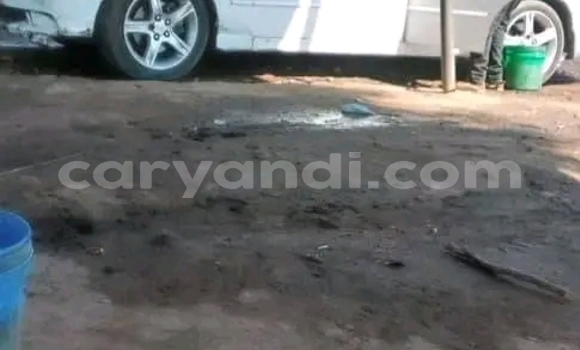 Nunua Ilio tumika BMW 502 Nyeupe Gari ndani ya Chama nchini Kusini