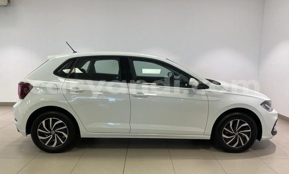 Buy Used Volkswagen Polo White Car in Chambishi in Copperbelt Buy Used Volkswagen Polo White Car in Chambishi in Copperbelt