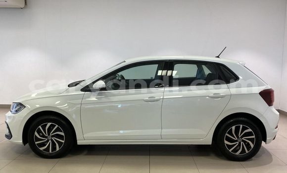 Buy Used Volkswagen Polo White Car in Chambishi in Copperbelt Buy Used Volkswagen Polo White Car in Chambishi in Copperbelt