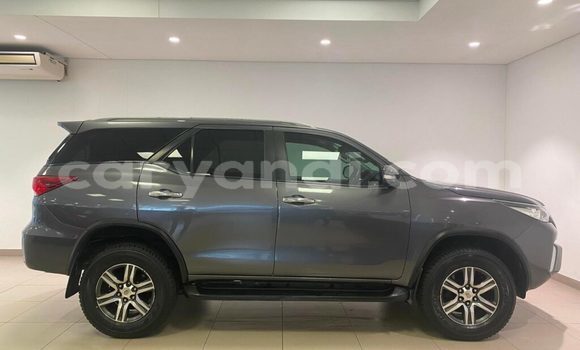 Buy Used Toyota Fortuner Silver Car in Chambishi in Copperbelt Buy Used Toyota Fortuner Silver Car in Chambishi in Copperbelt