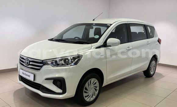 Buy Used Toyota Corolla Rumion White Car in Chilanga in Lusaka Buy Used Toyota Corolla Rumion White Car in Chilanga in Lusaka