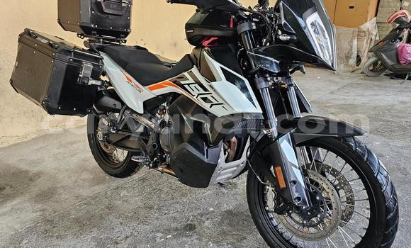 Buy Used KTM ADVENTURE White Bike in Lusaka in Zambia