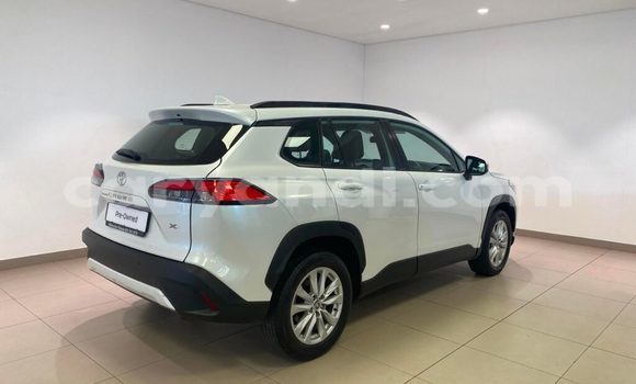 Buy Used Toyota Corolla Cross White Car in Chililabombwe in Copperbelt Buy Used Toyota Corolla Cross White Car in Chililabombwe in Copperbelt