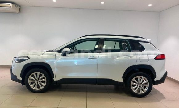 Buy Used Toyota Corolla Cross White Car in Chililabombwe in Copperbelt Buy Used Toyota Corolla Cross White Car in Chililabombwe in Copperbelt