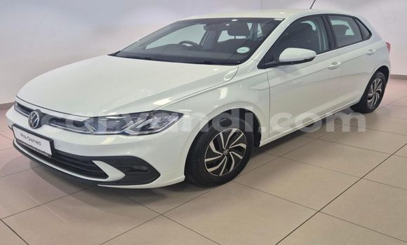 Buy Used Volkswagen Polo White Car in Chililabombwe in Copperbelt Buy Used Volkswagen Polo White Car in Chililabombwe in Copperbelt