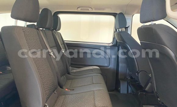 Buy Used Mercedes-Benz C-Classe White Car in Chinsali in Northern Buy Used Mercedes-Benz C-Classe White Car in Chinsali in Northern