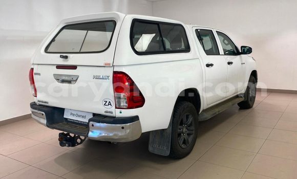 Buy Used Toyota Hilux White Car in Choma in Southern Buy Used Toyota Hilux White Car in Choma in Southern