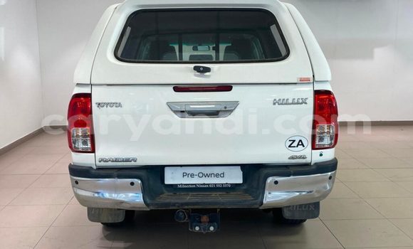 Buy Used Toyota Hilux White Car in Choma in Southern Buy Used Toyota Hilux White Car in Choma in Southern