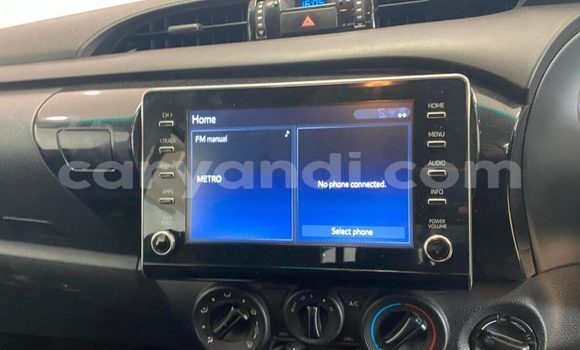 Buy Used Toyota Hilux White Car in Choma in Southern Buy Used Toyota Hilux White Car in Choma in Southern