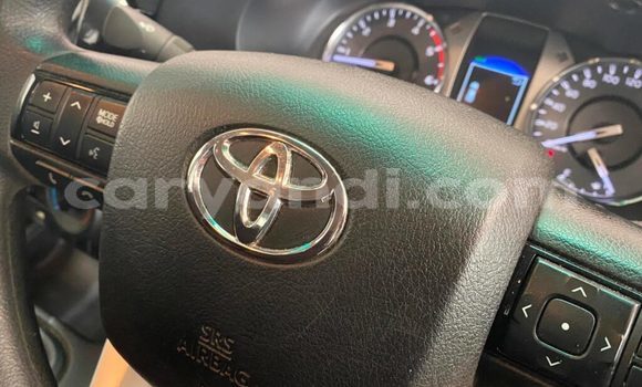Buy Used Toyota Hilux White Car in Choma in Southern Buy Used Toyota Hilux White Car in Choma in Southern