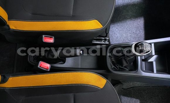 Buy Used Renault KWID White Car in Chililabombwe in Copperbelt Buy Used Renault KWID White Car in Chililabombwe in Copperbelt
