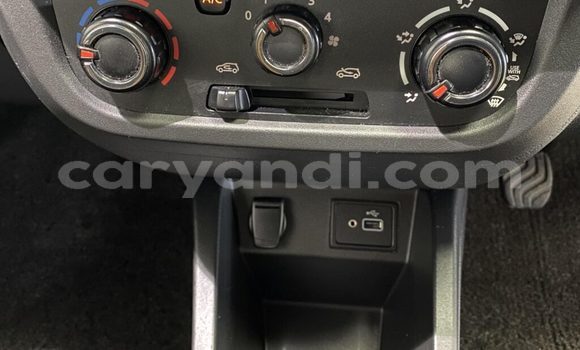Buy Used Renault KWID White Car in Chililabombwe in Copperbelt Buy Used Renault KWID White Car in Chililabombwe in Copperbelt