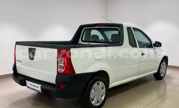 Acheter Occasion Voiture Nissan Pickup Blanc à Chilanga, Lusaka Acheter Occasion Voiture Nissan Pickup Blanc à Chilanga, Lusaka