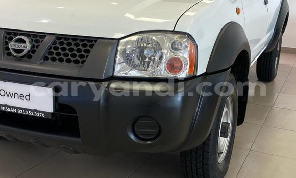 Buy Used Nissan Hardbody White Car in Isoka in Northern Buy Used Nissan Hardbody White Car in Isoka in Northern