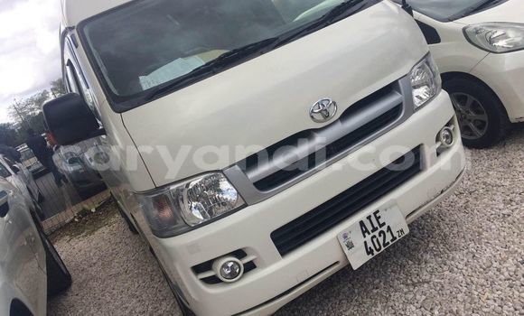 Nunua Ilio tumika Toyota TownAce Nyeupe Gari ndani ya Chinsali nchini Kaskazini Nunua Ilio tumika Toyota TownAce Nyeupe Gari ndani ya Chinsali nchini Kaskazini
