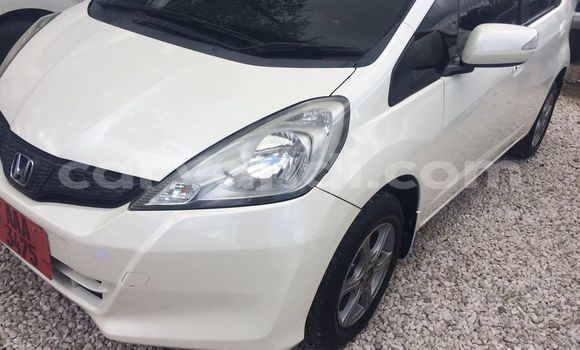 Acheter Occasion Voiture Honda FIT Blanc à Chililabombwe, Copperbelt Acheter Occasion Voiture Honda FIT Blanc à Chililabombwe, Copperbelt