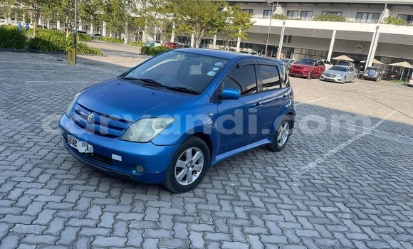 Buy Used Toyota IST Blue Car in Chililabombwe in Copperbelt