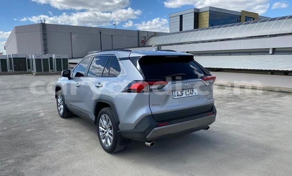 Nunua Ilio tumika Toyota RAV4 Nyingine Gari ndani ya Chilanga nchini Lusaka