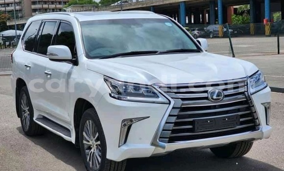 Nunua Ilio tumika Lexus LX 570 Nyeupe Gari ndani ya Chililabombwe nchini Copperbelt