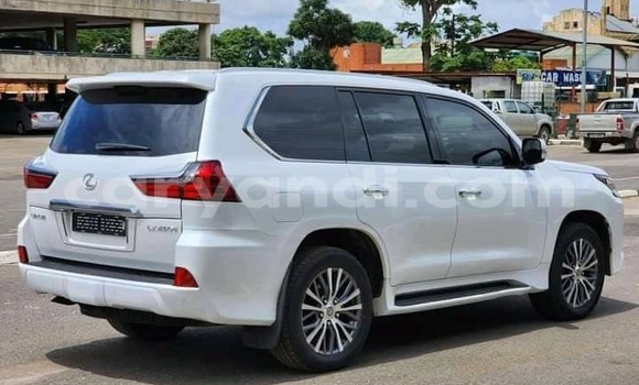 Acheter Occasion Voiture Lexus LX 570 Blanc à Chililabombwe, Copperbelt Acheter Occasion Voiture Lexus LX 570 Blanc à Chililabombwe, Copperbelt