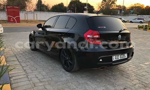 Acheter Occasion Voiture BMW 1–Series Noir à Chingola, Zambie Acheter Occasion Voiture BMW 1–Series Noir à Chingola, Zambie