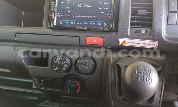 Buy Used Toyota Hiace White Car in Livingstone in Zambia Buy Used Toyota Hiace White Car in Livingstone in Zambia