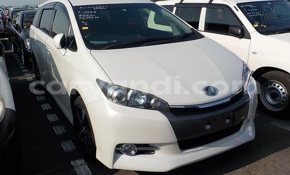 Buy Used Toyota Wish White Car in Livingstone in Zambia