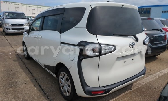 Nunua Ilio tumika Toyota Sienta Nyeupe Gari ndani ya Livingstone nchini Zambia Nunua Ilio tumika Toyota Sienta Nyeupe Gari ndani ya Livingstone nchini Zambia