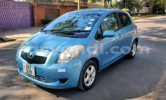Acheter Occasion Voiture Toyota Vitz Bleu à Lusaka, Zambie Acheter Occasion Voiture Toyota Vitz Bleu à Lusaka, Zambie