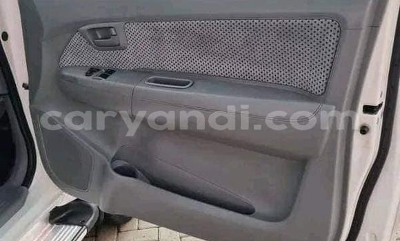 Acheter Occasion Voiture Toyota Hilux Blanc à Livingstone, Zambie Acheter Occasion Voiture Toyota Hilux Blanc à Livingstone, Zambie