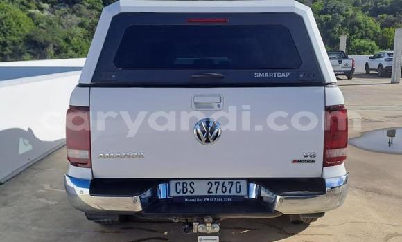 Nunua Ilio tumika Volkswagen Amarok Nyeupe Gari ndani ya Livingstone nchini Zambia Nunua Ilio tumika Volkswagen Amarok Nyeupe Gari ndani ya Livingstone nchini Zambia