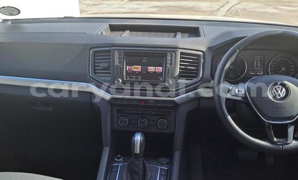 Nunua Ilio tumika Volkswagen Amarok Nyeupe Gari ndani ya Livingstone nchini Zambia Nunua Ilio tumika Volkswagen Amarok Nyeupe Gari ndani ya Livingstone nchini Zambia