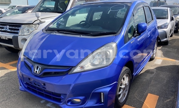 Buy Used Honda FIT Blue Car in Livingstone in Zambia Buy Used Honda FIT Blue Car in Livingstone in Zambia