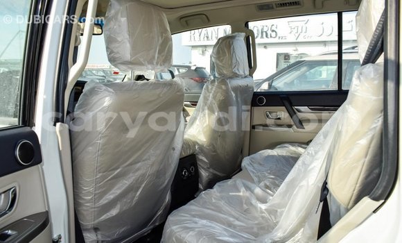 Nunua Imported Mitsubishi Pajero Nyeupe Gari ndani ya Import - Dubai nchini Zambia Nunua Imported Mitsubishi Pajero Nyeupe Gari ndani ya Import - Dubai nchini Zambia